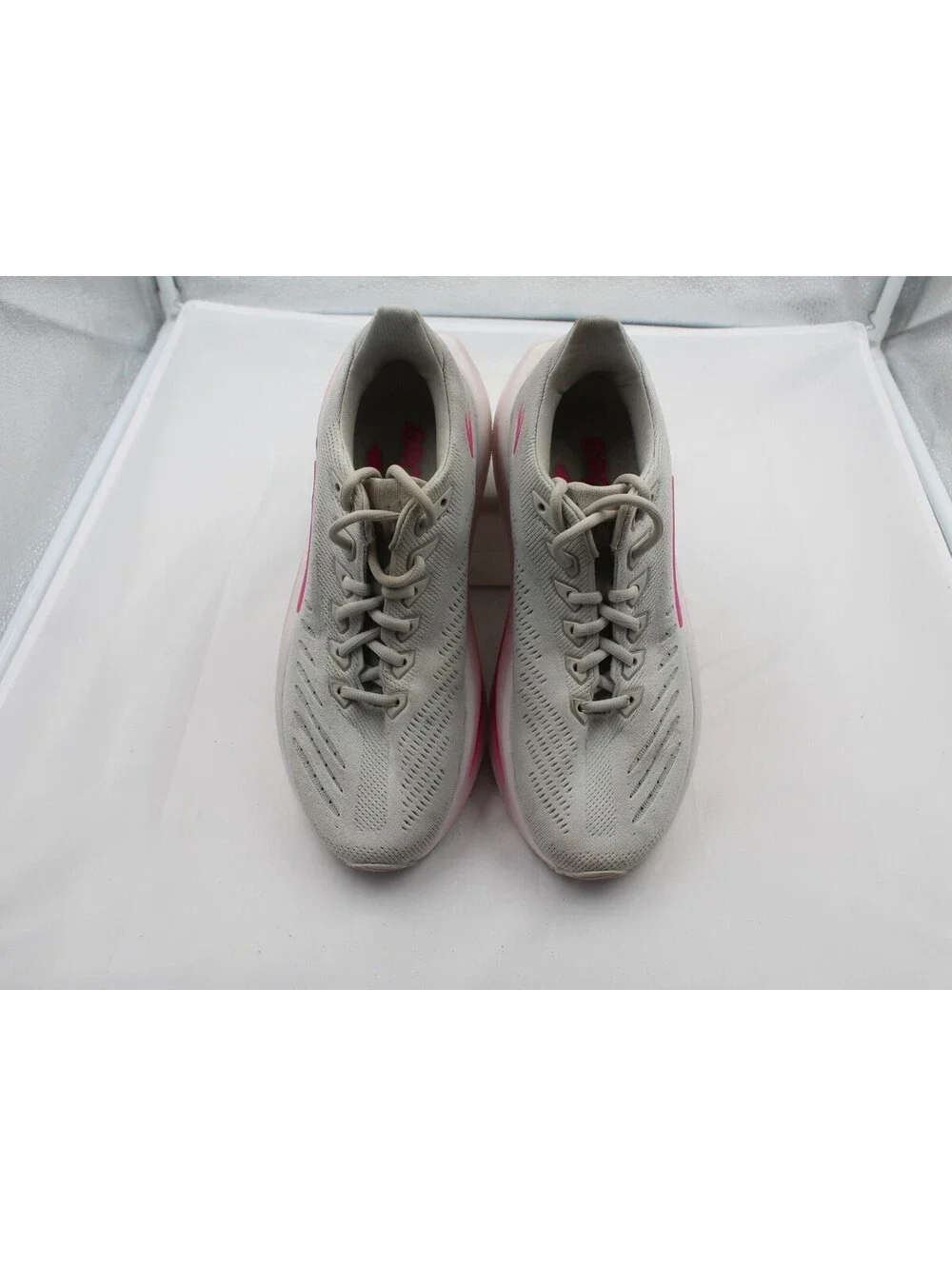 Brooks Glycerin Max 2 Women’s Size 8 Cushion Road Running Shoes Oyster Pink